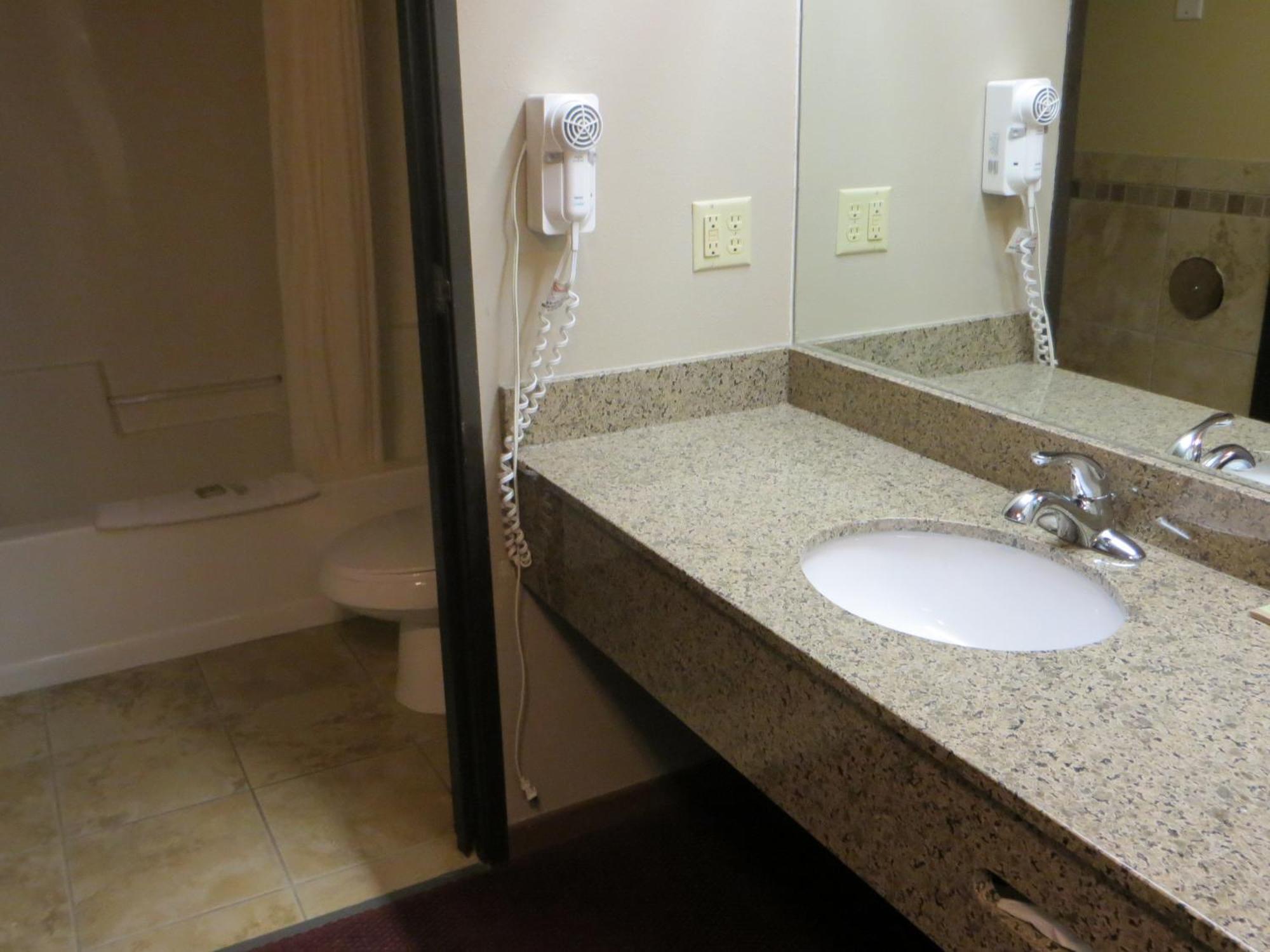 Hotel Super 8 By Wyndham Hudson Chambre photo
